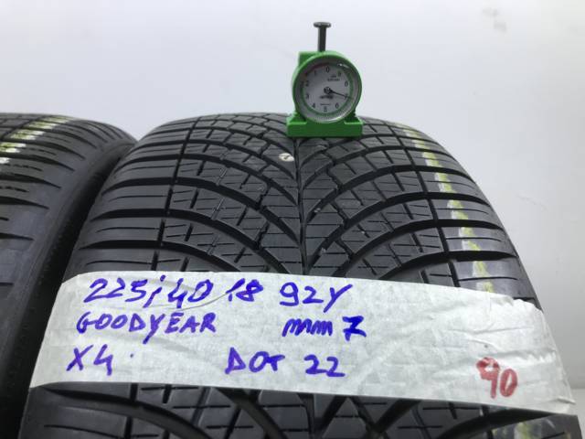 GOODYEAR f1 225/40 R18 92Y INVERNALE
