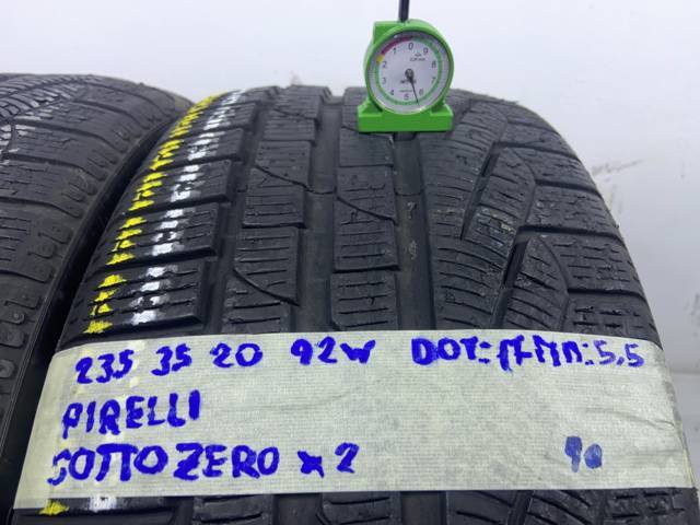 PIRELLI Sottozero 235/35 R20 92W INVERNALE