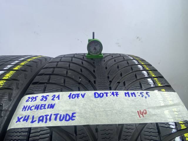 MICHELIN LAtitude 295/35 R21 107V QUATTRO STAGIONI