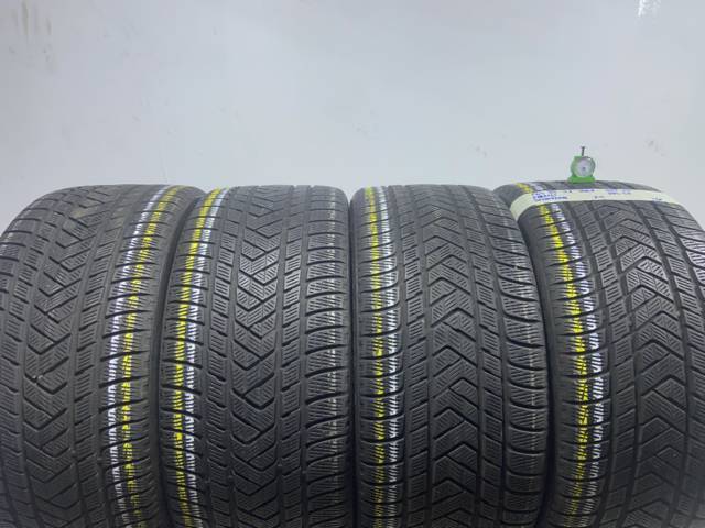 PIRELLI Scorpion 285/35 R22 106V INVERNALE