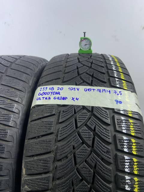 GOODYEAR Ultra Grip 255/45 R20 105V INVERNALE