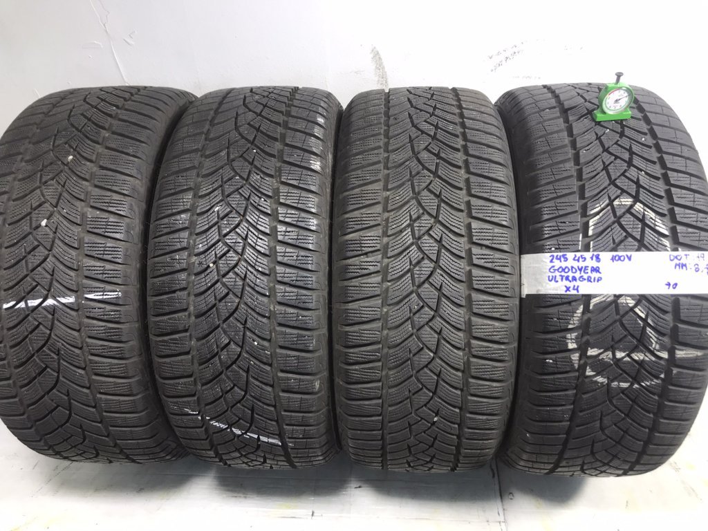 GOODYEAR Ultra Grip  245/45 R18 100V INVERNALE