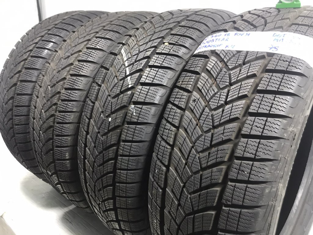 GOODYEAR Ultra Grip  235/60 R18 107H INVERNALE