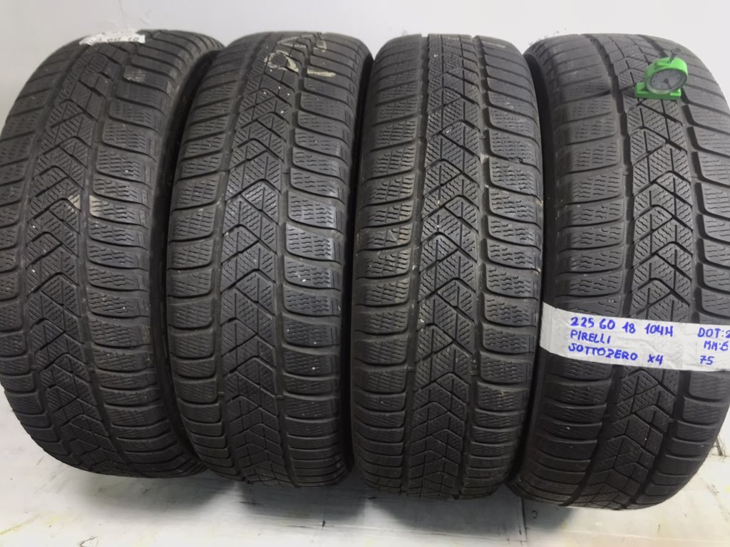 PIRELLI Sottozero 225/60 R18 104H INVERNALE