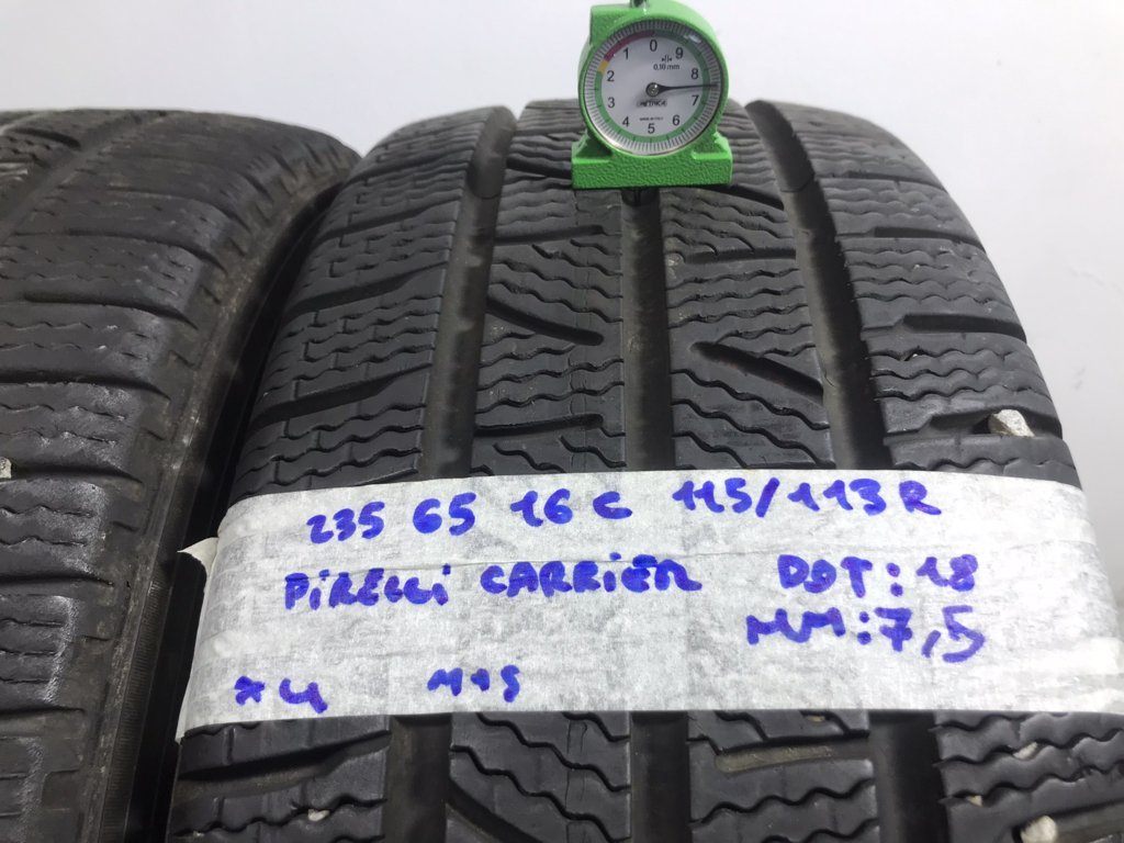 PIRELLI Carrier 235/65 R16 115R INVERNALE