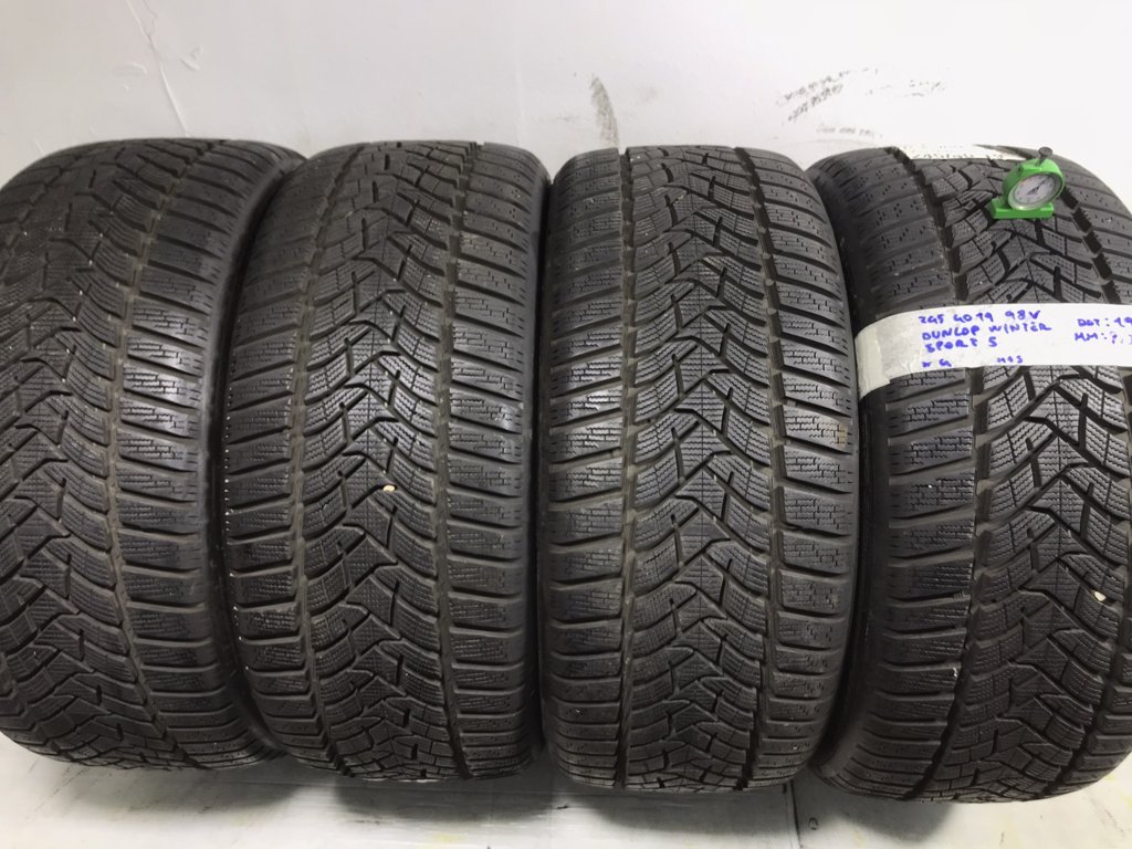 DUNLOP Winter Sport 5 245/40 R19 98V INVERNALE