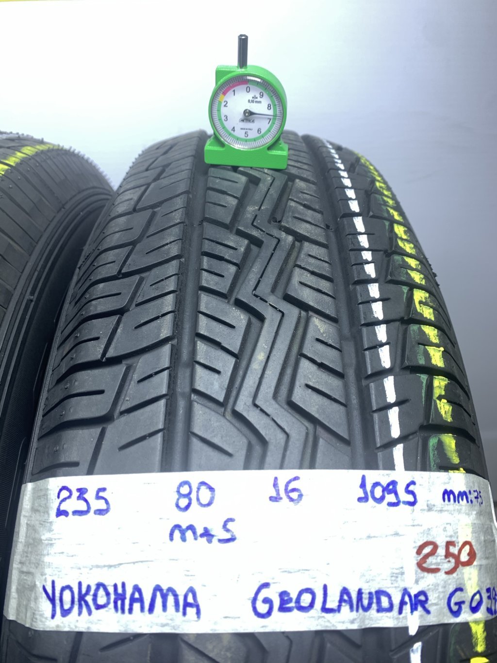 YOKOHAMA Geolandar 235/80 R16 109S INVERNALE