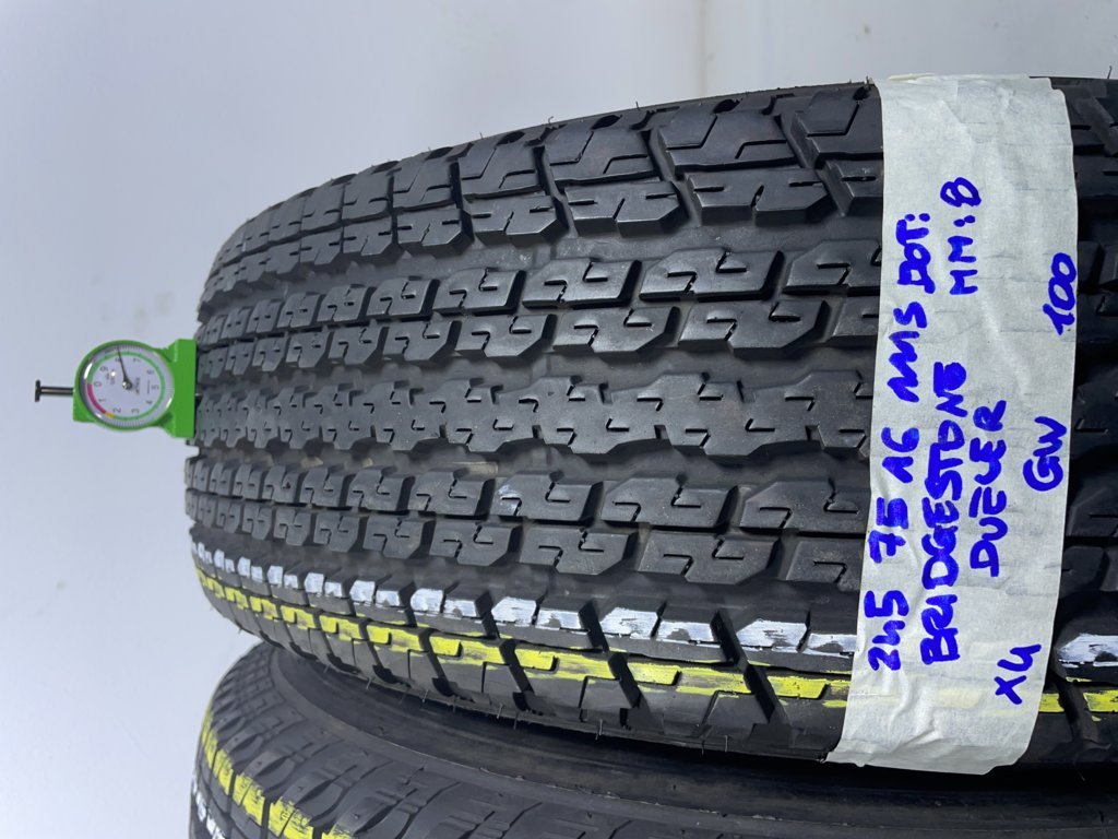 BRIDGESTONE Dueler 245/75 R16 111S INVERNALE