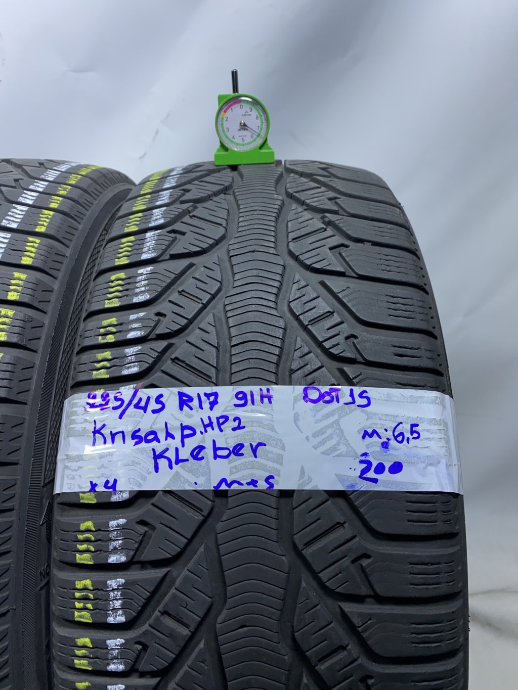 GT-RADIAL Champiro Winter Continental Contact 225/45 R17 94V INVERNALE