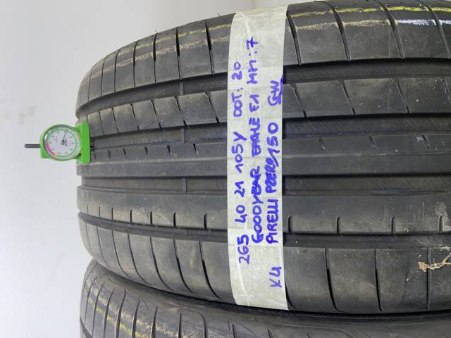  VARIE MARCHE 265/40 R21 105V INVERNALE